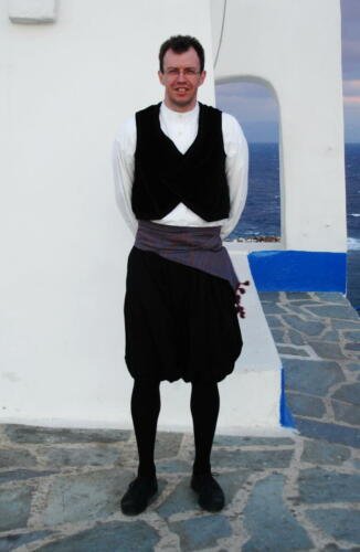 Αντρική ενδυμασία Θήρας