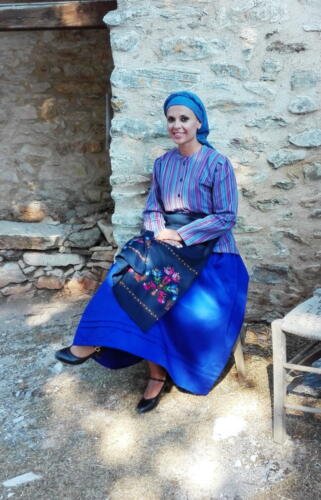 Γυναικεία ενδυμασία Νάξου