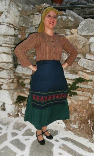 Γυναικεία ενδυμασία Νάξου